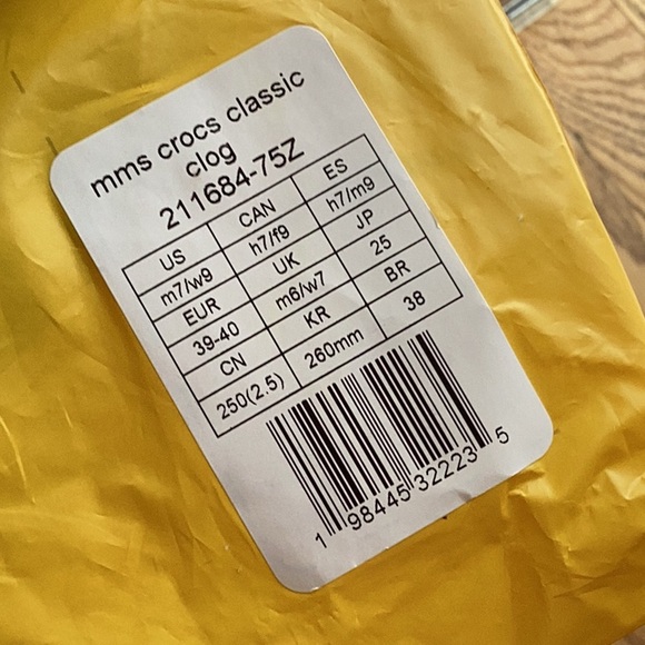 Crocs Limited Edition M and M’s Crocs - Size 9 - Picture 3 of 7